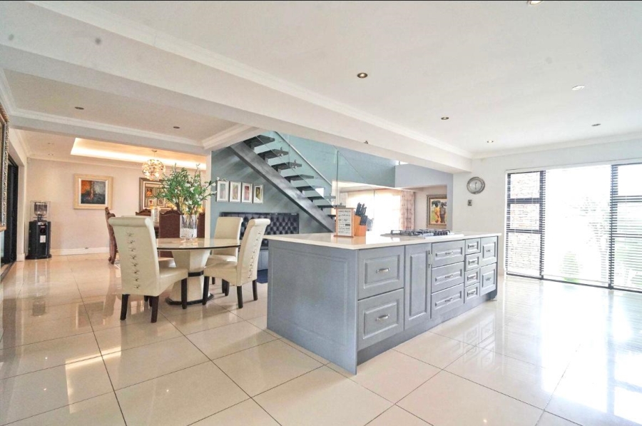 5 Bedroom Property for Sale in Gonubie Eastern Cape